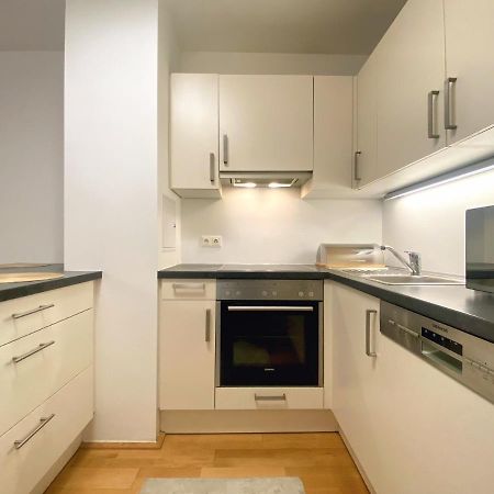 Near Lake Spacious&Furnished Beautiful Apartment Viena Exterior foto