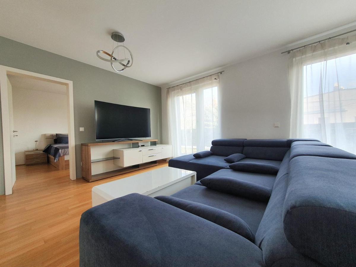 Near Lake Spacious&Furnished Beautiful Apartment Viena Exterior foto